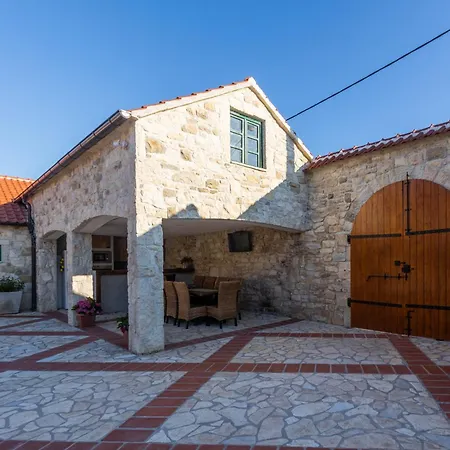 Dvori Jokic